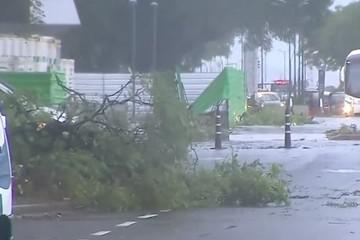 Ww5EfR6GU_360x240__1